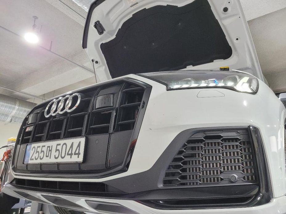 Audi SQ7 2023