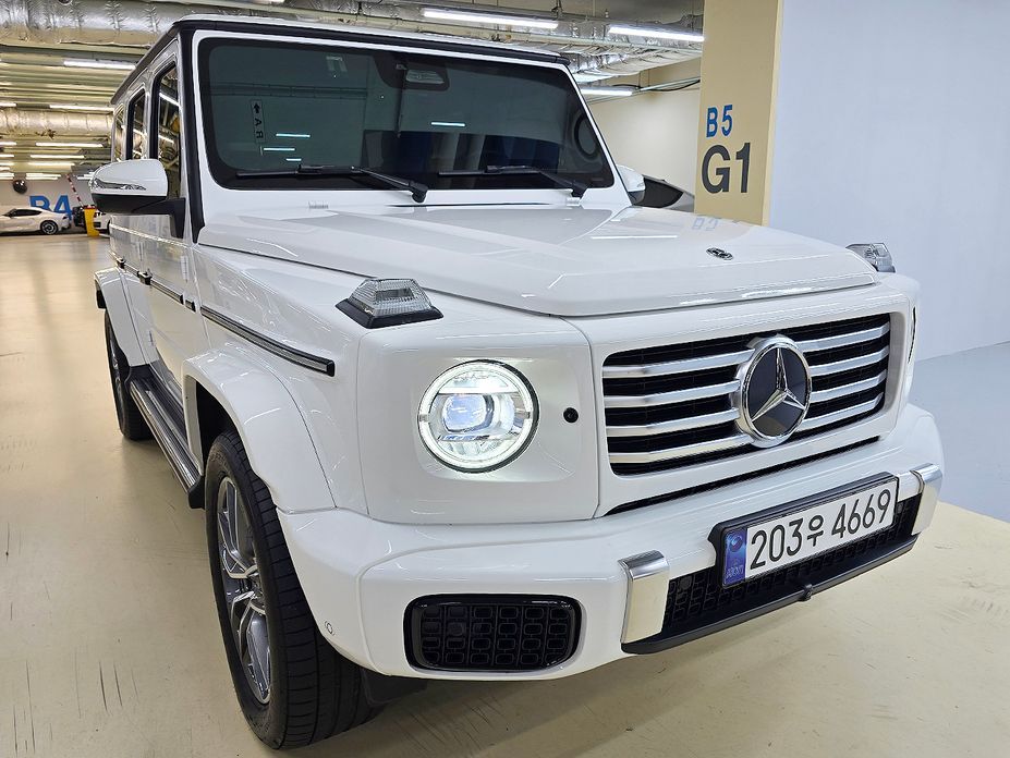 Mercedes-Benz G-Class 2025