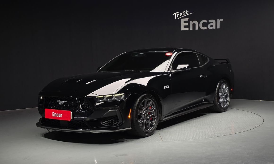 Ford Mustang 2024