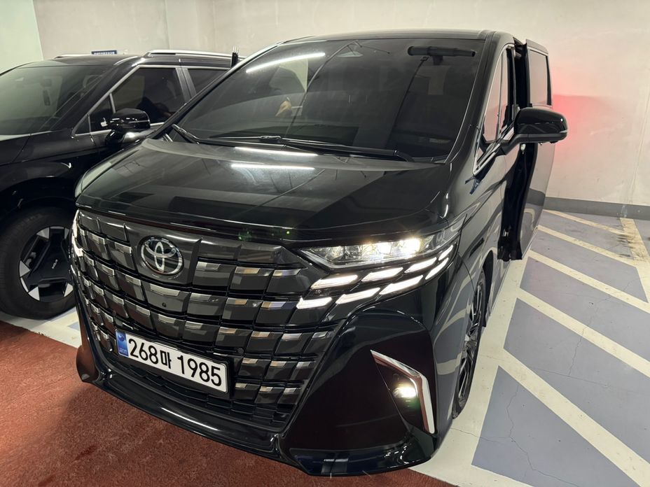 Toyota Alphard 2025