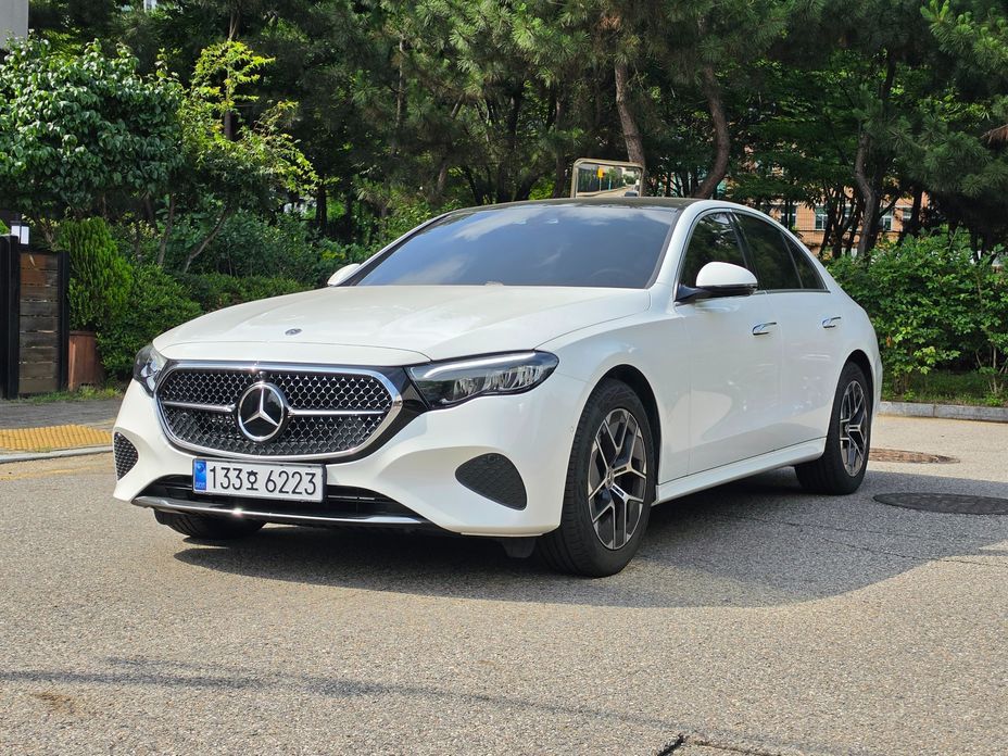 Mercedes-Benz E-Class 2026