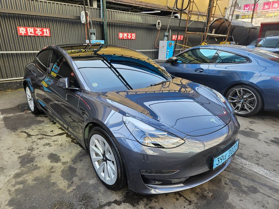 Tesla Model 3 2022
