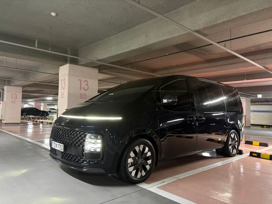 Hyundai Staria 2022