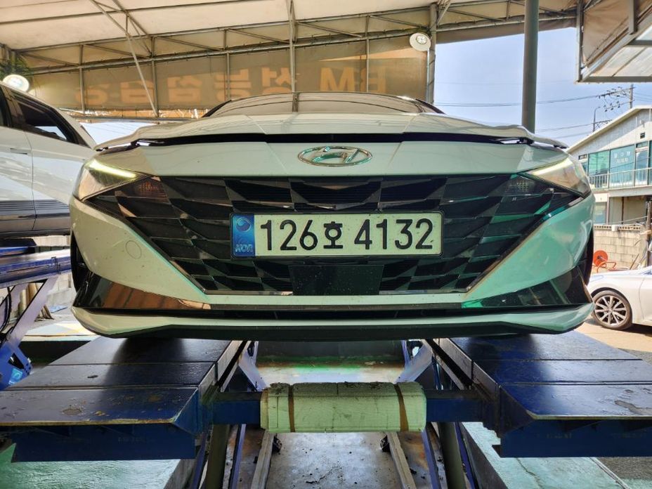 Hyundai AVANTE 2023