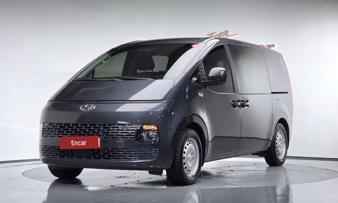 Hyundai Staria 2023