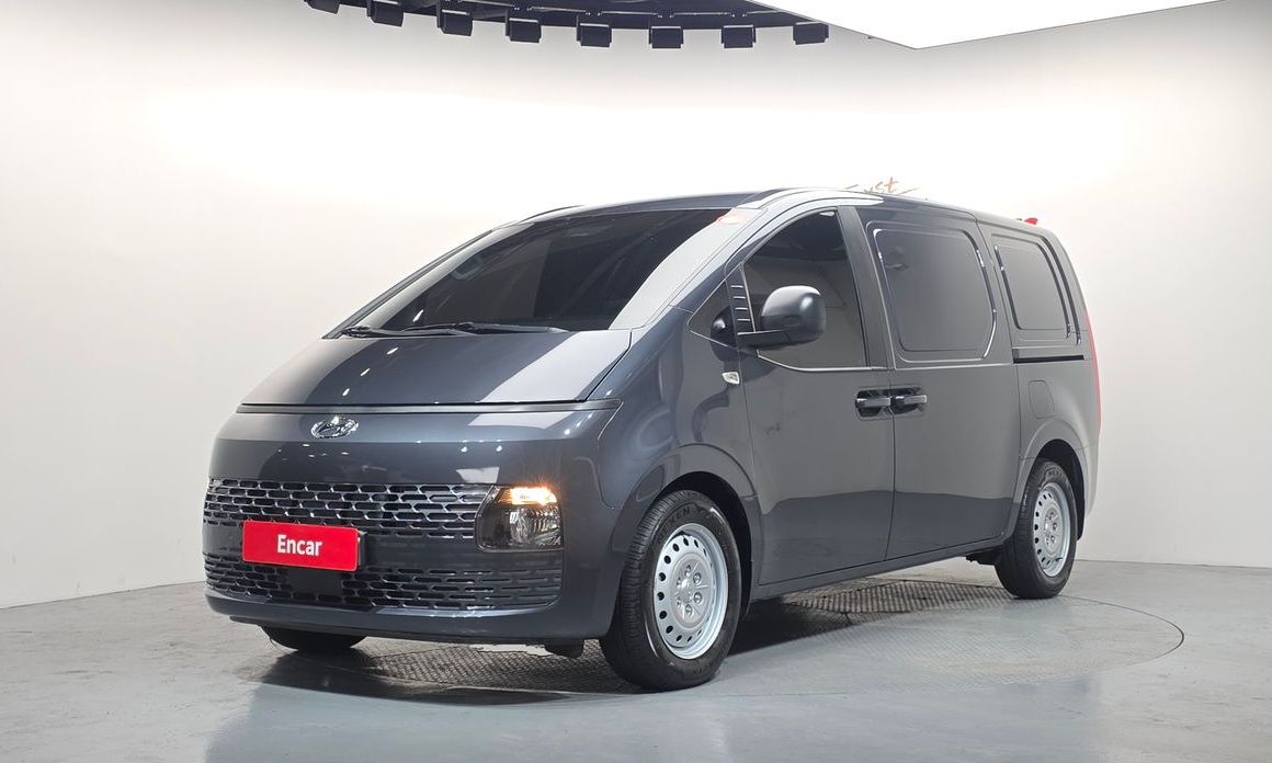 Hyundai Staria 2023