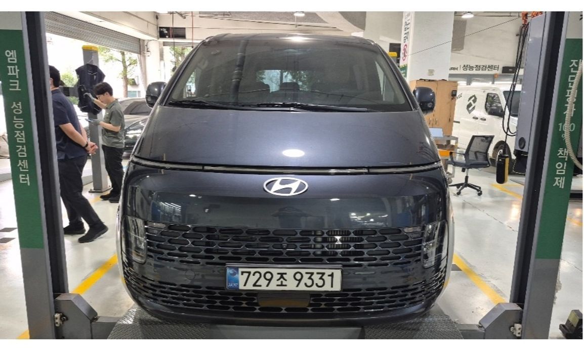 Hyundai Staria 2025