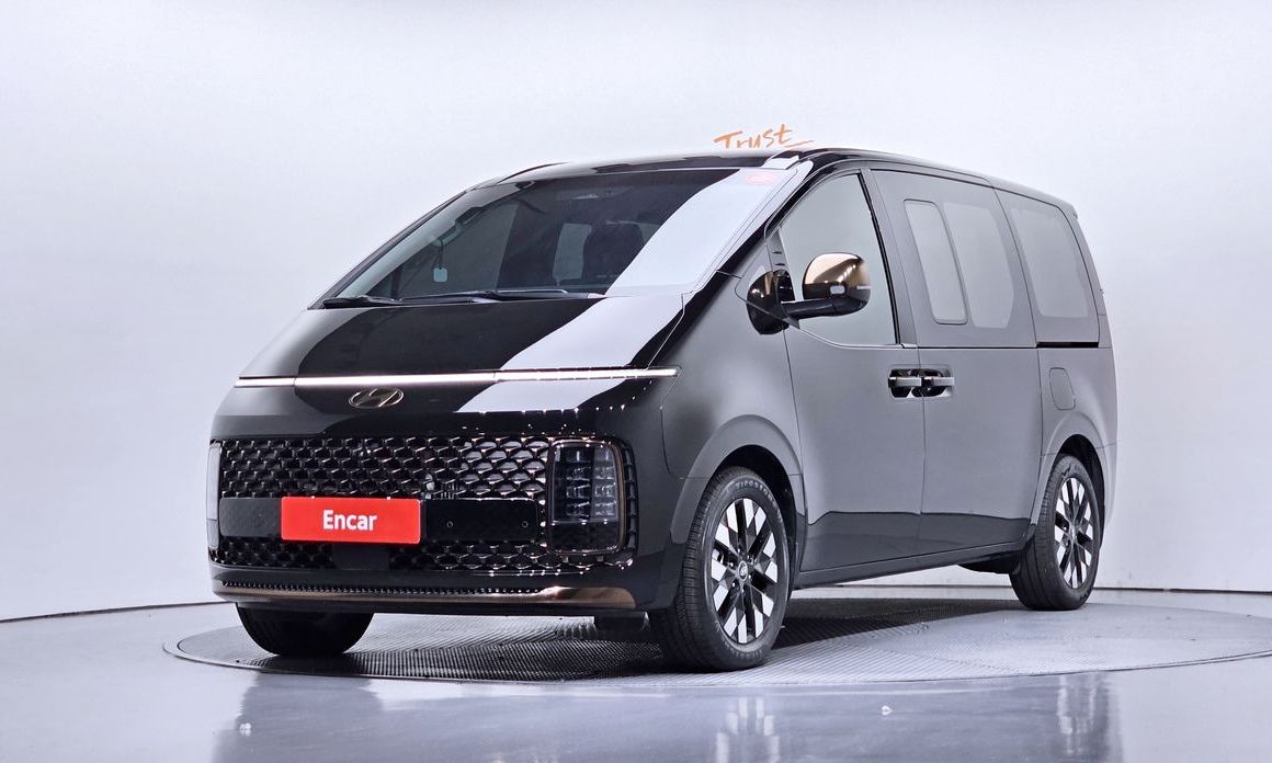 Hyundai Staria 2025