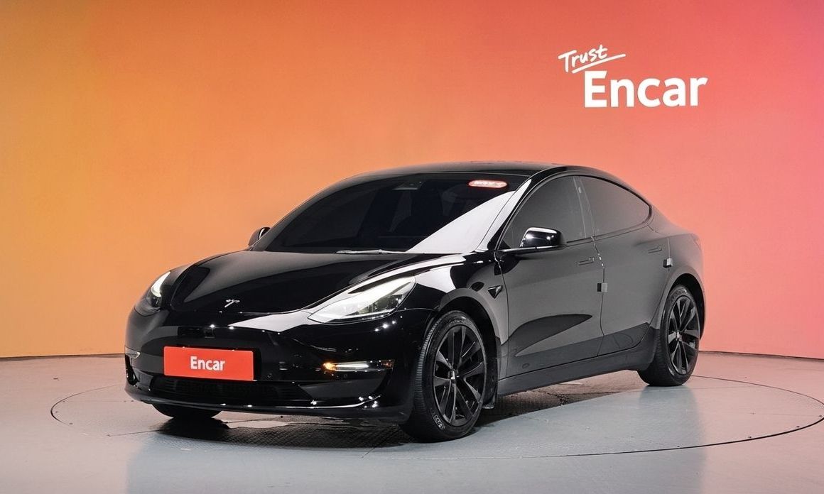 Tesla Model 3 2022