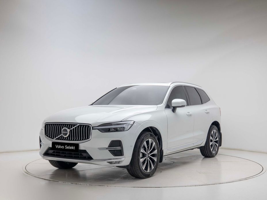 Volvo XC60 2025