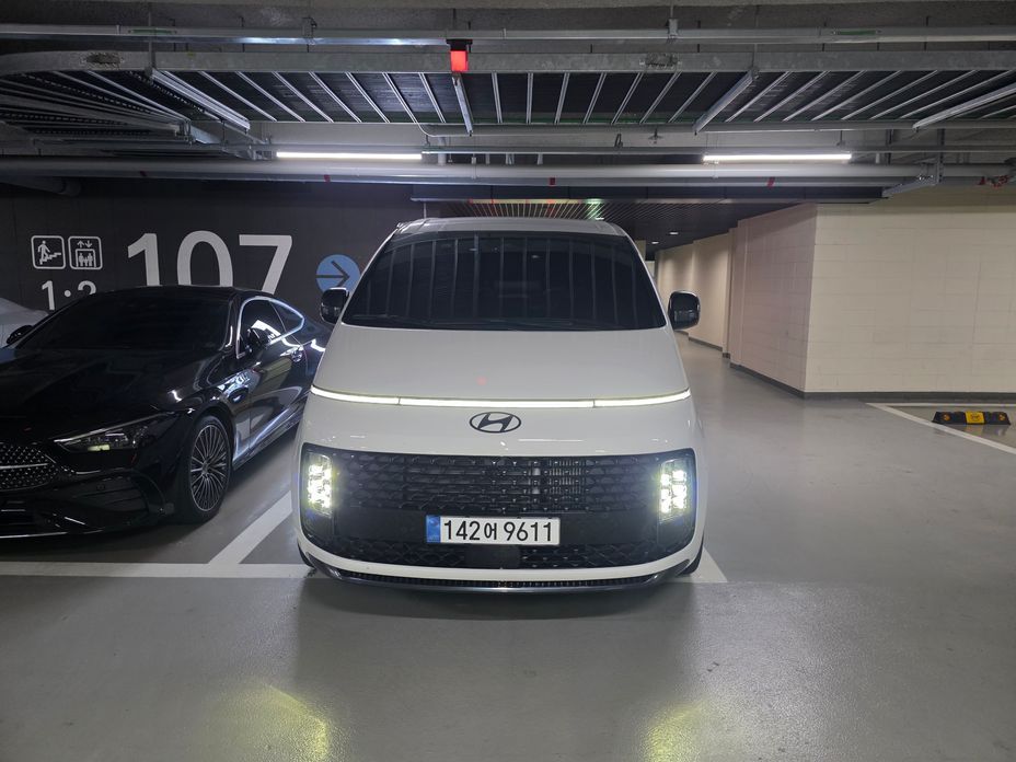 Hyundai Staria 2025
