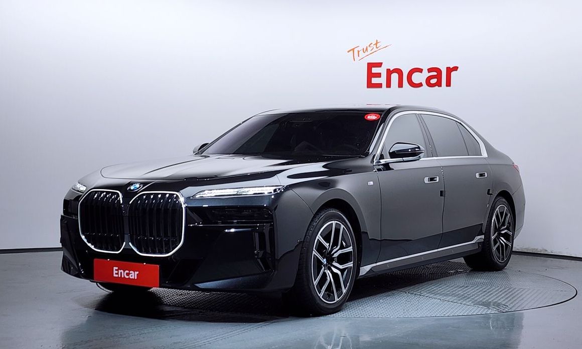 BMW 7-Series 2025