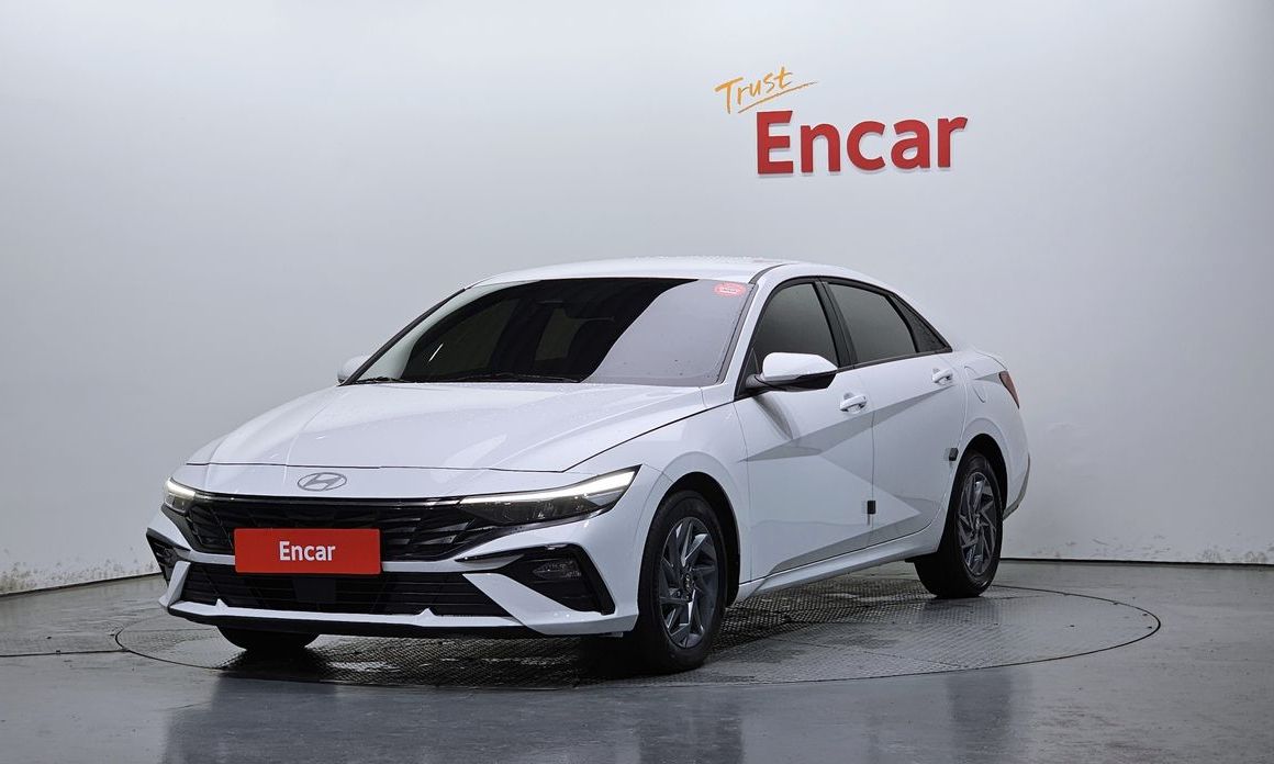 Hyundai AVANTE 2025