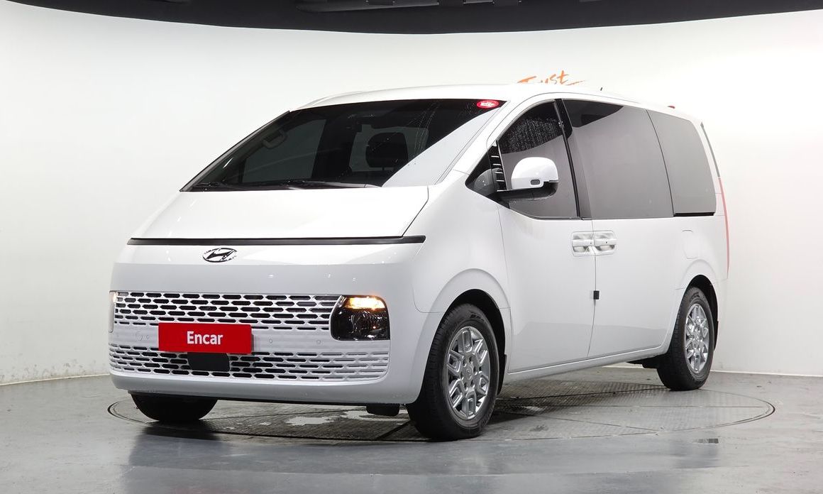 Hyundai Staria 2023