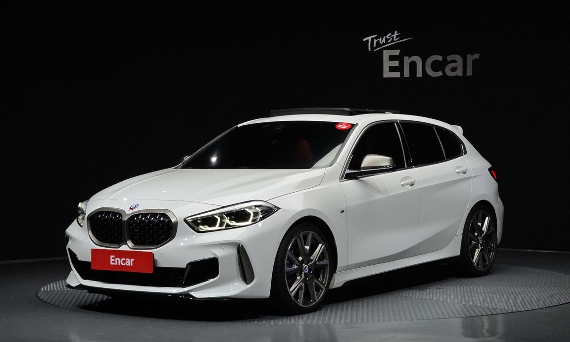 BMW 1-Series 2023