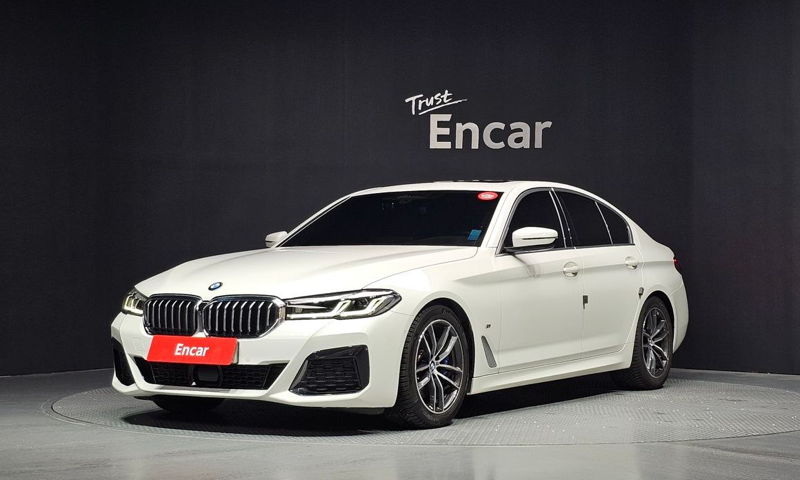 BMW 5-Series 2022