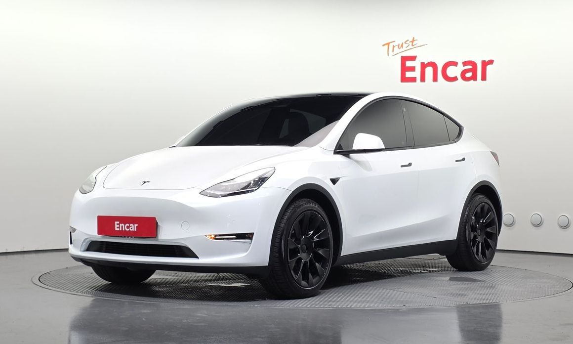 Tesla Model Y 2022