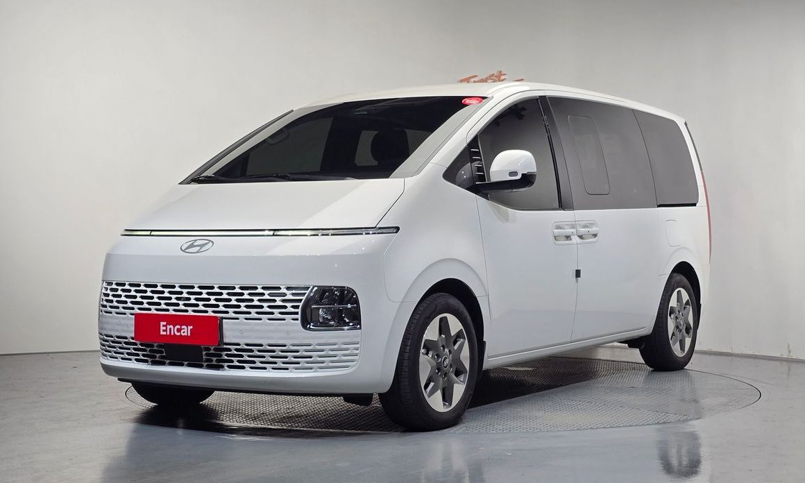 Hyundai Staria 2025
