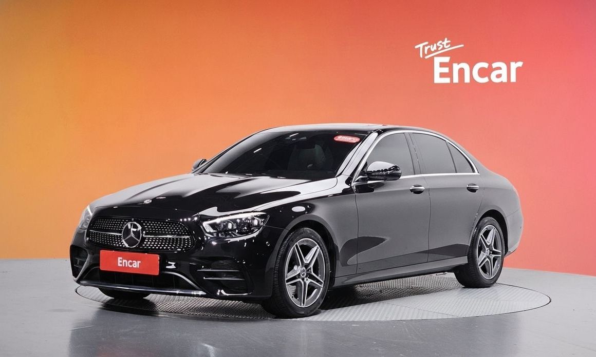 Mercedes-Benz E-Class 2023