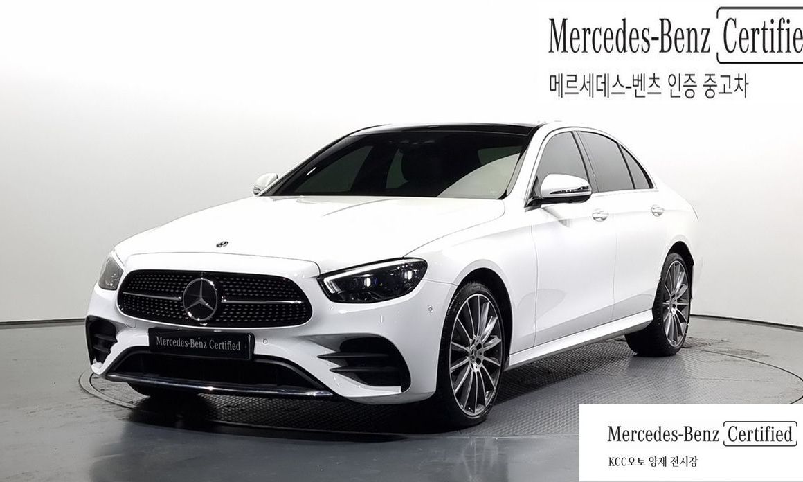 Mercedes-Benz E-Class 2022