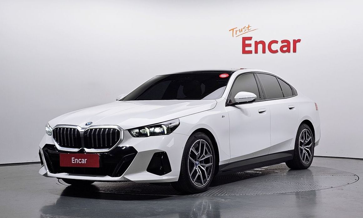 BMW i5 2024