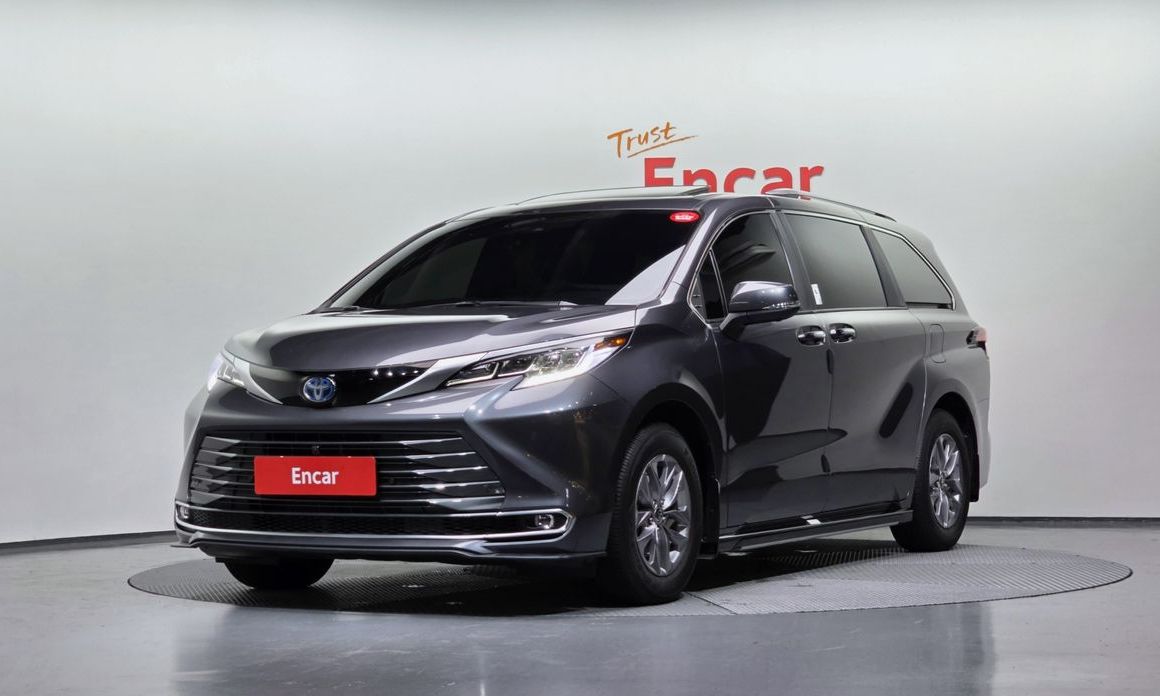 Toyota Sienna 2025