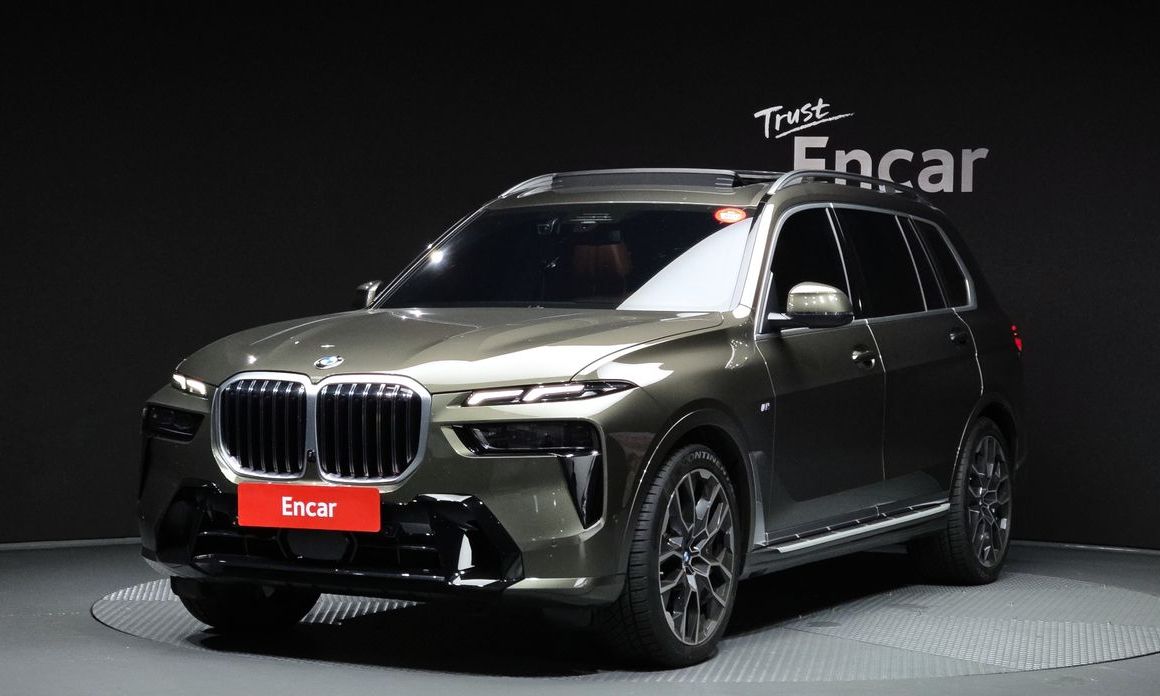 BMW X7 2025