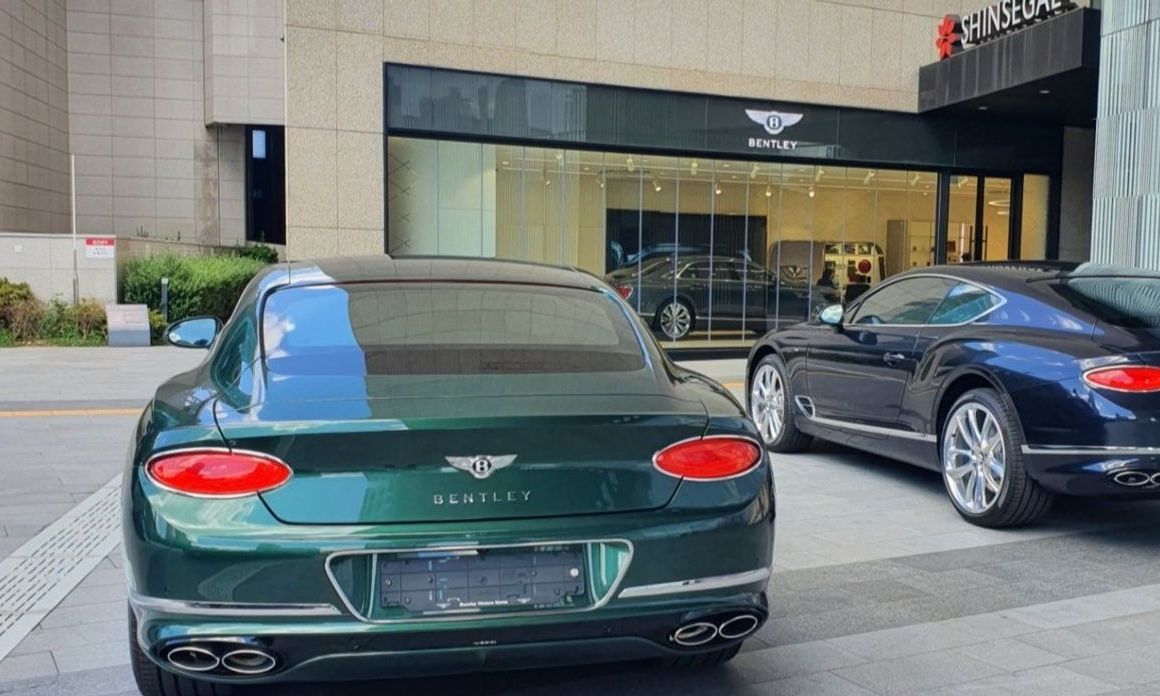 Bentley Continental 2022
