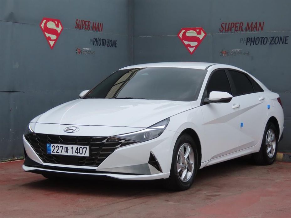 Hyundai AVANTE 2021