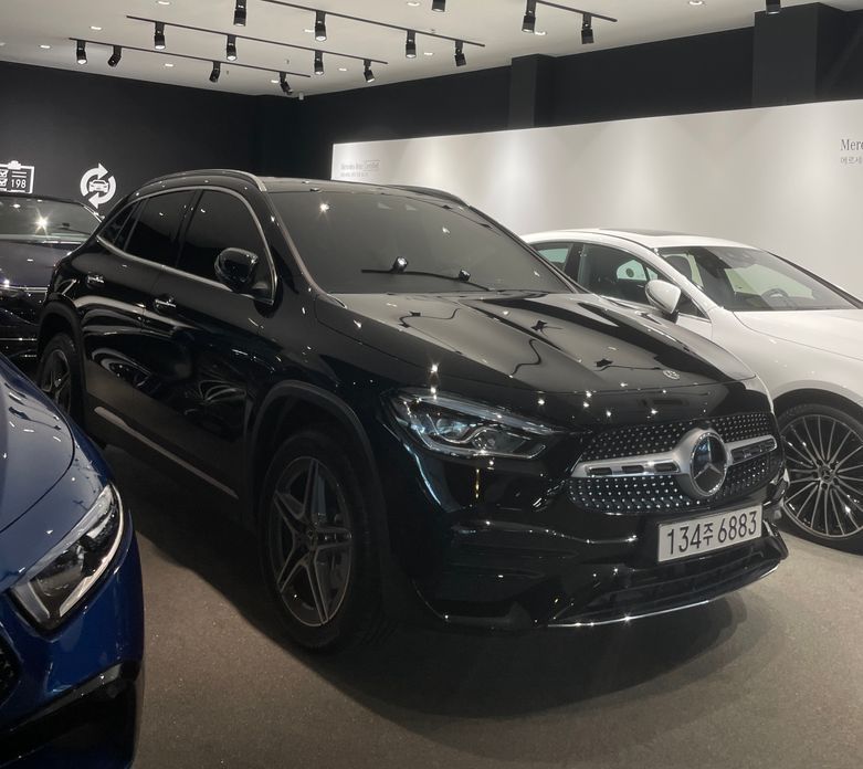 Mercedes-Benz GLA-Class 2023