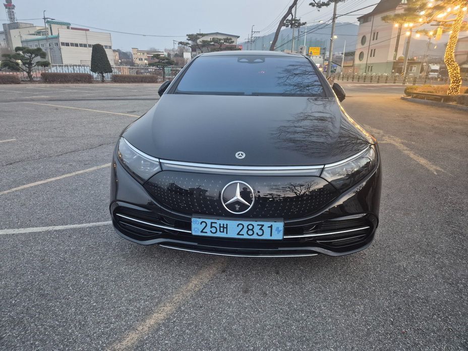 Mercedes-Benz EQS 2023
