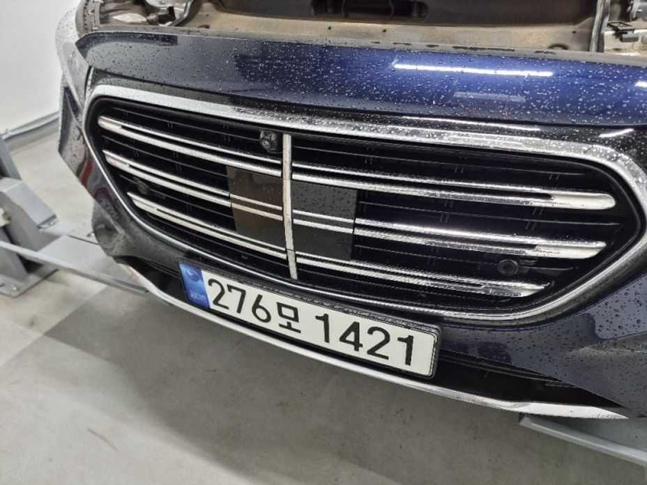 Mercedes-Benz E-Class 2024
