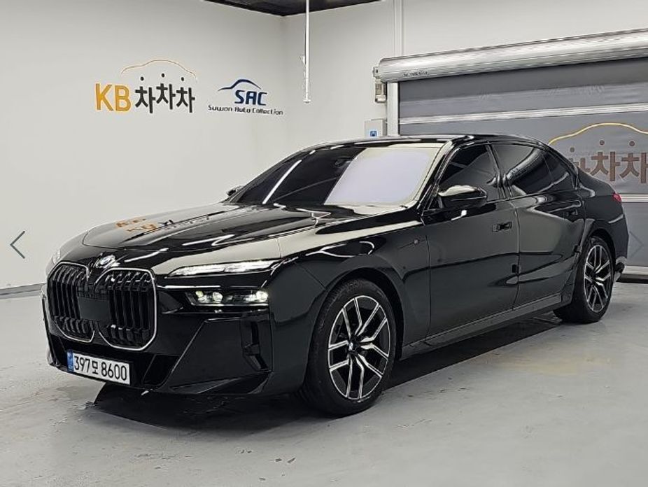BMW 7-Series 2025