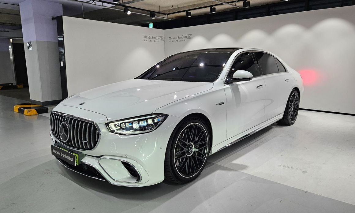 Mercedes-Benz S-Class 2026
