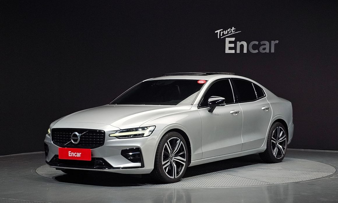 Volvo S60 2022