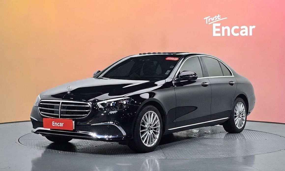 Mercedes-Benz E-Class 2021