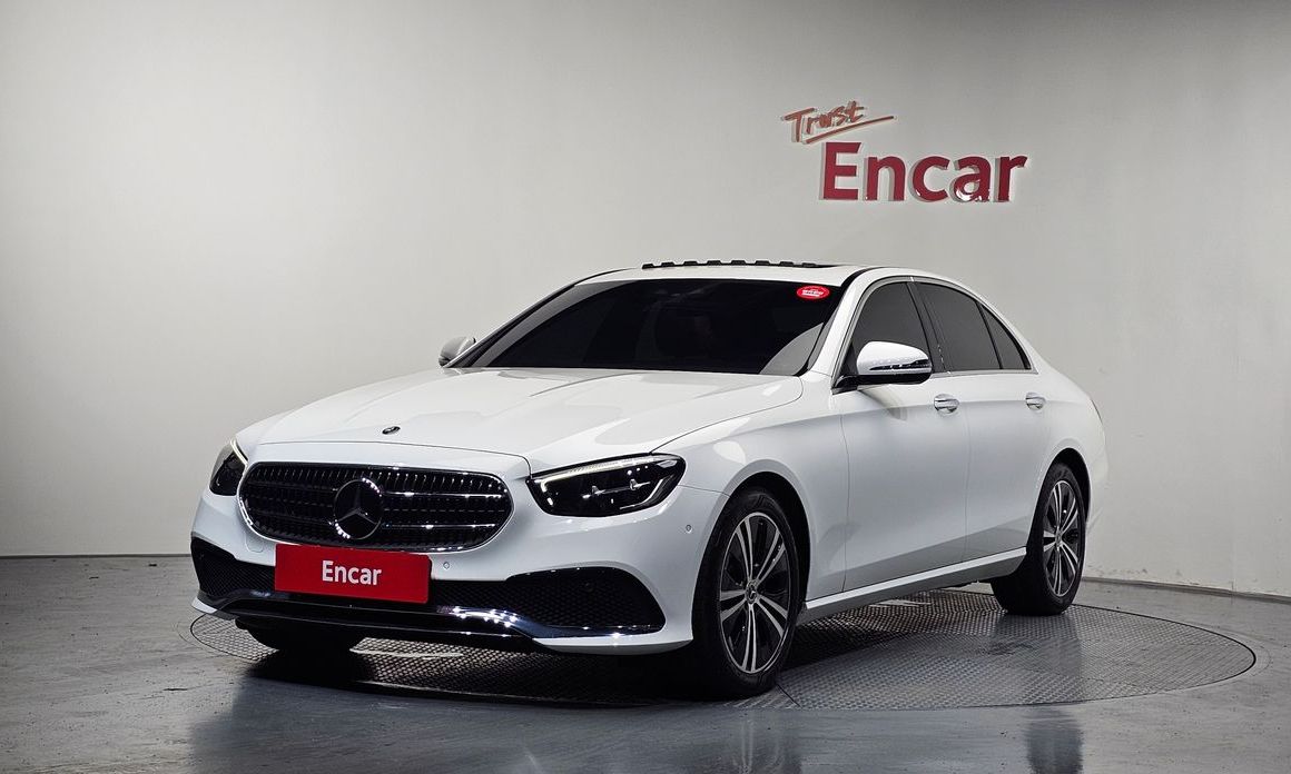 Mercedes-Benz E-Class 2021