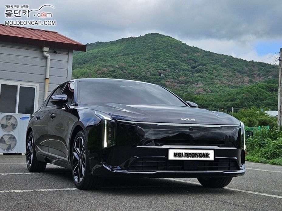 Kia K8 2025