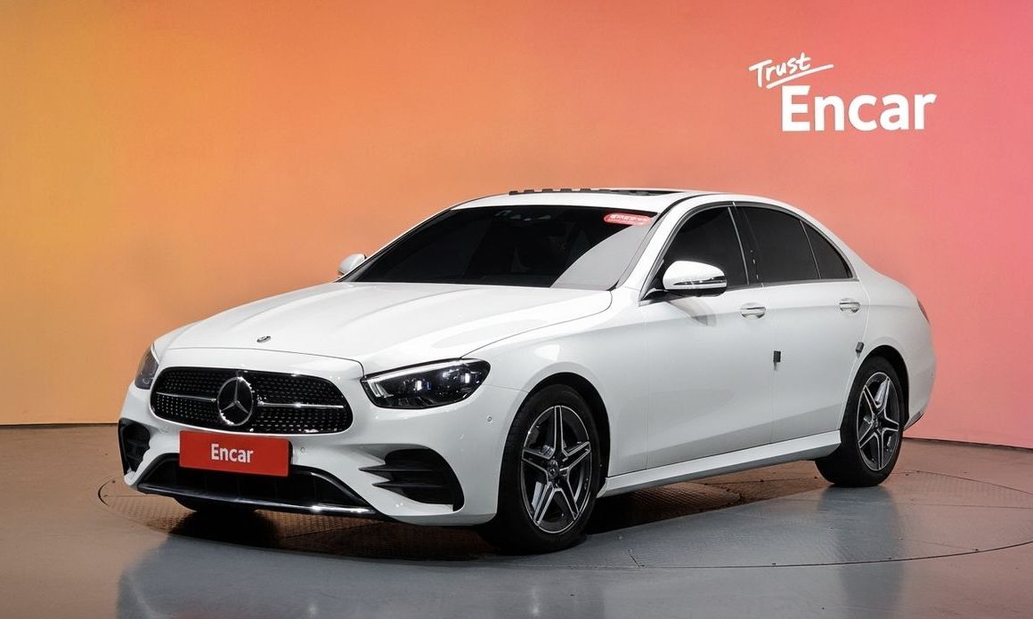 Mercedes-Benz E-Class 2023