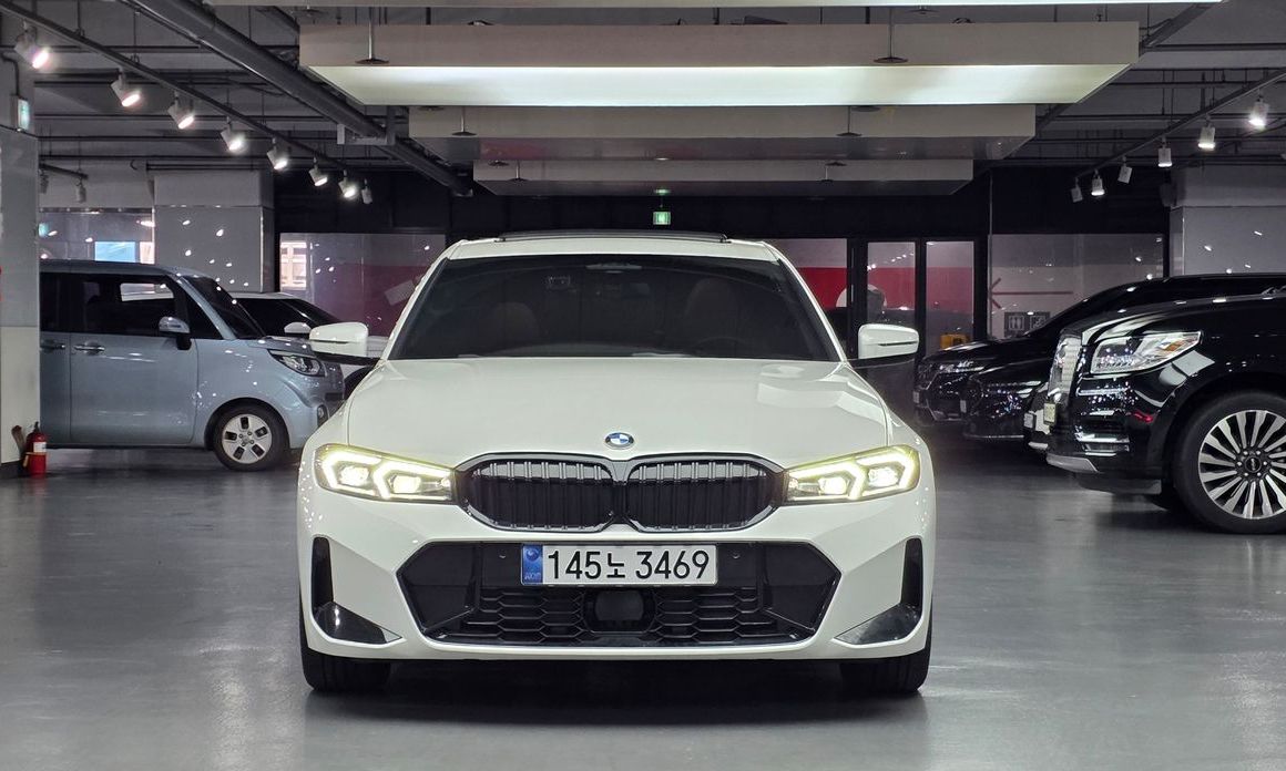 BMW 3-Series 2025