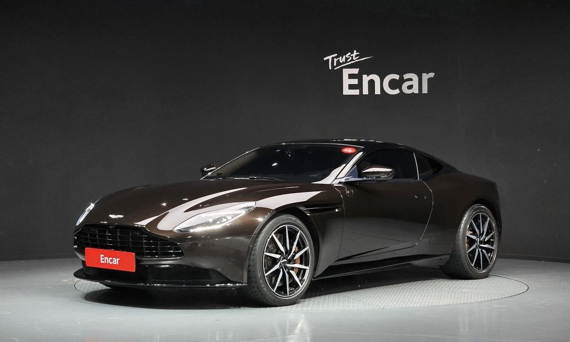 Astonmartin DB11 2020