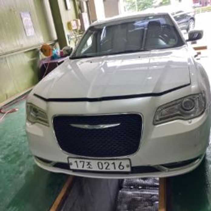 Chrysler 300C 2016