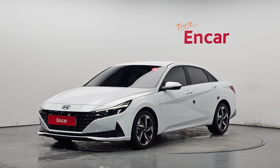 Hyundai AVANTE 2021