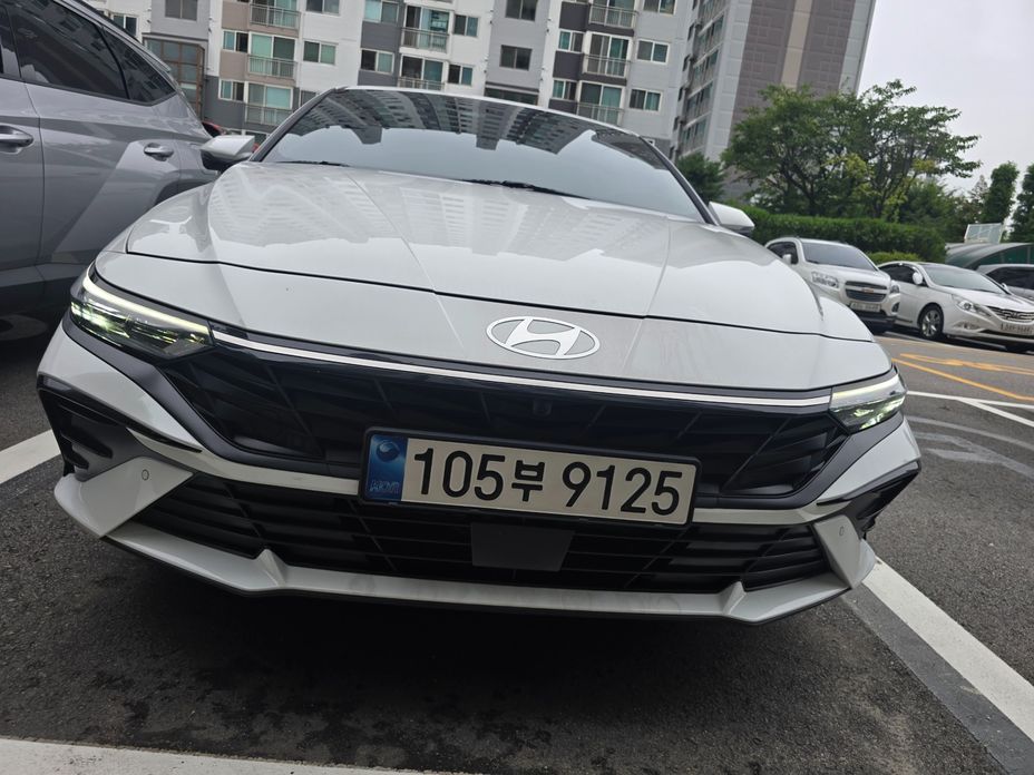 Hyundai AVANTE 2024