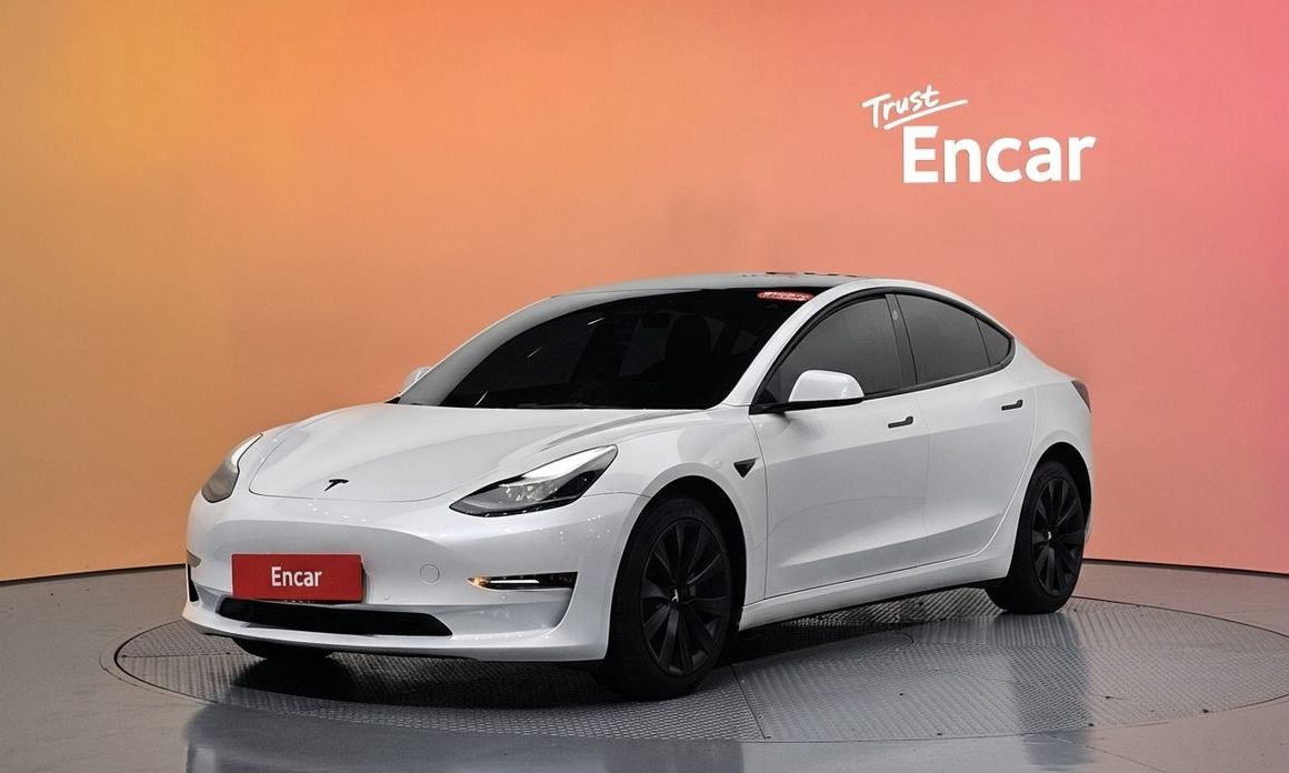 Tesla Model 3 2022