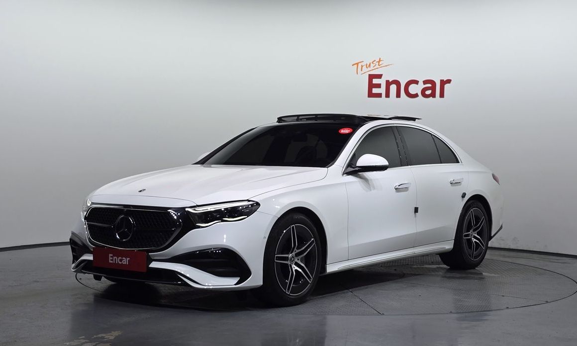 Mercedes-Benz E-Class 2024