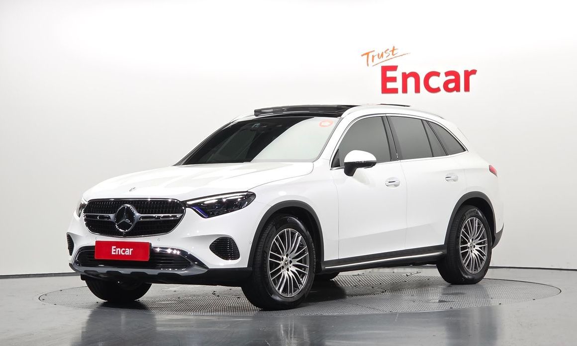 Mercedes-Benz GLC-Class 2025