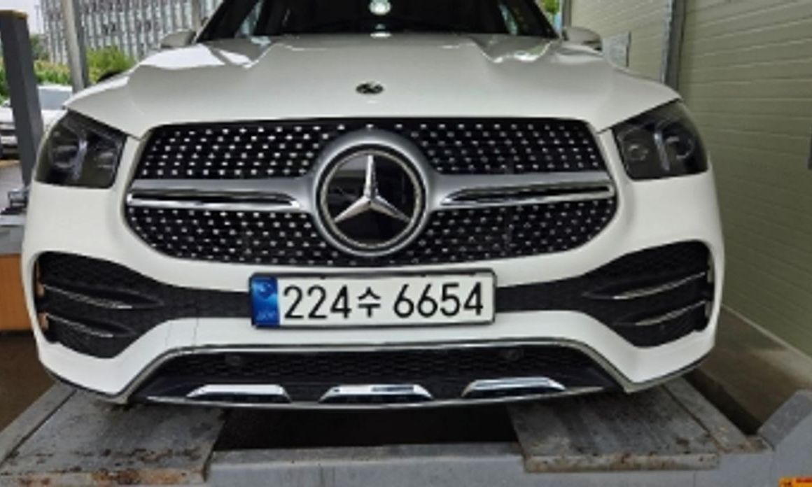 Mercedes-Benz GLE-Class 2023