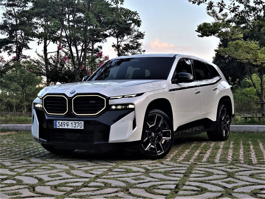 BMW XM 2024