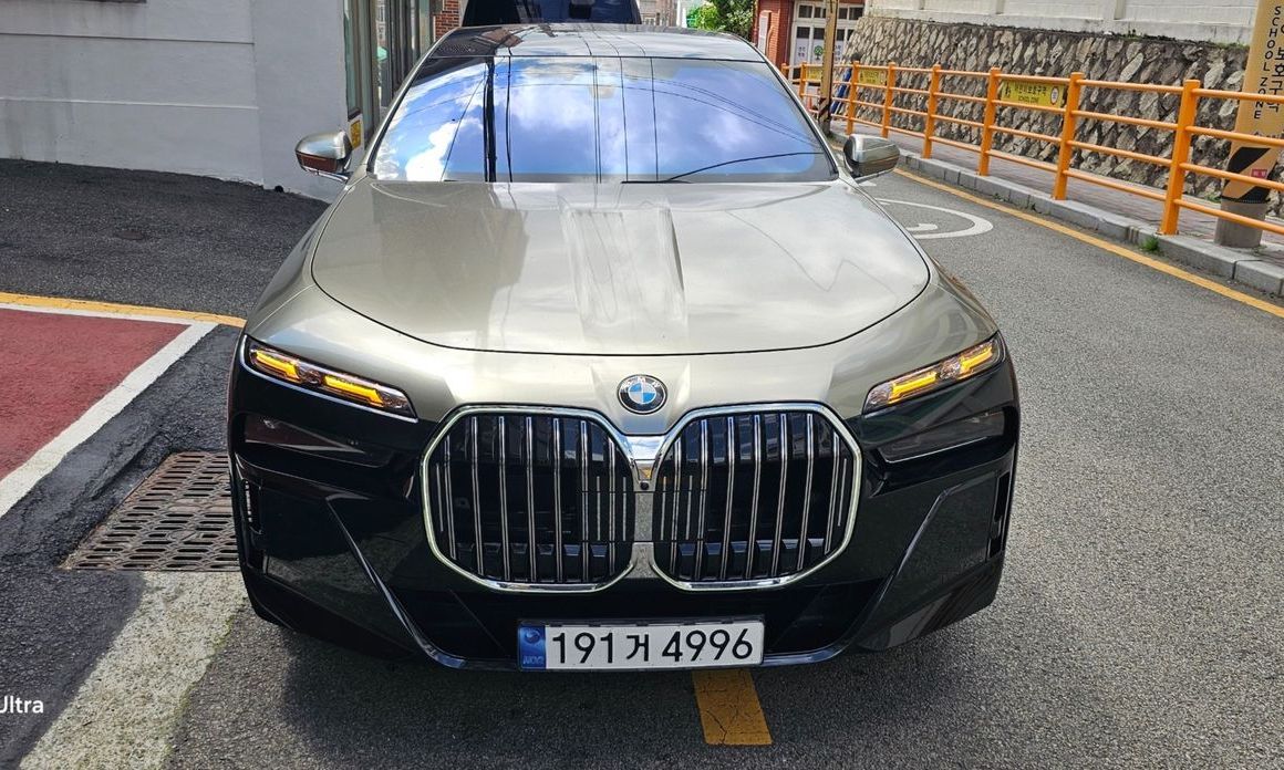 BMW 7-Series 2024